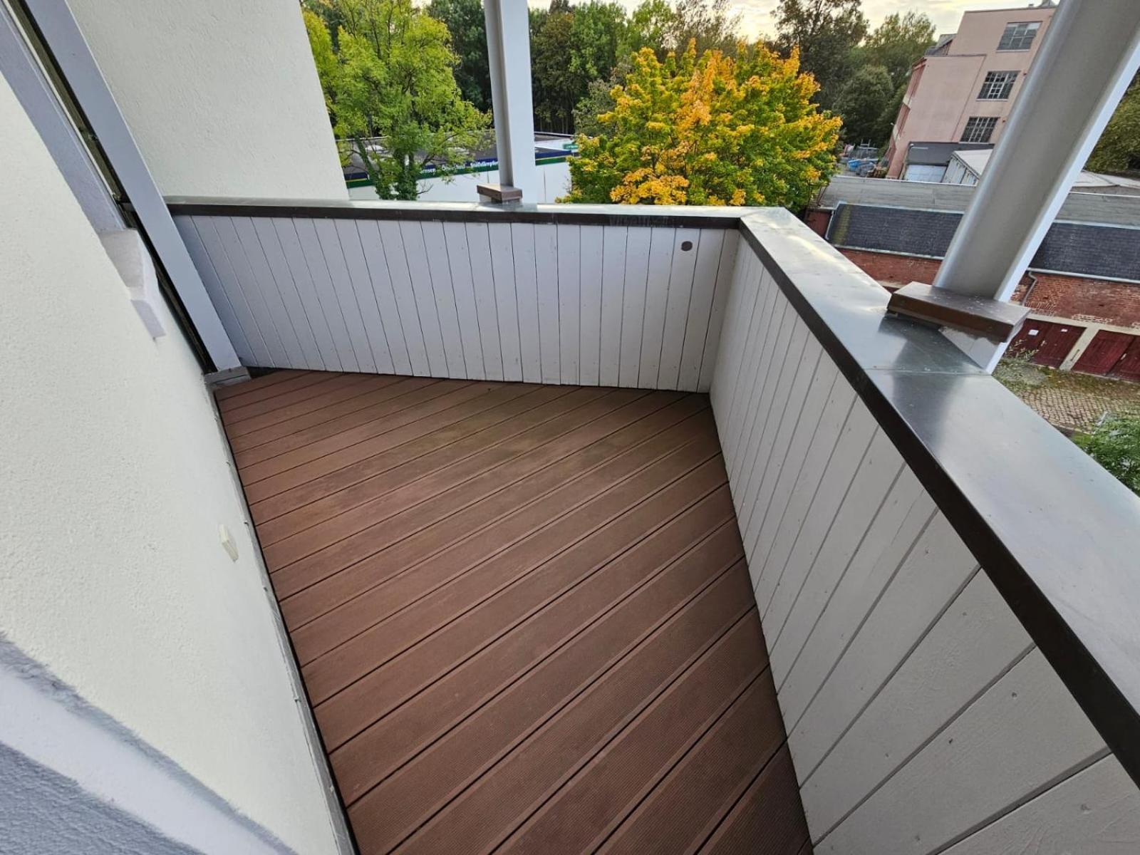 Apartment Grosszuegige Mit Balkon 2 Parkplaetze Badewanne *